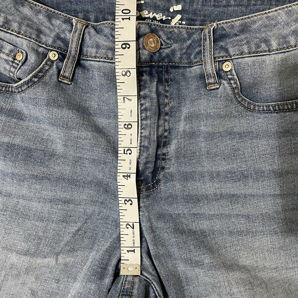 Seven7 Relaxed Bermuda Jean Short Size 8 Blue Denim Stretch 7 Inch Inseam Casual - Picture 6 of 10